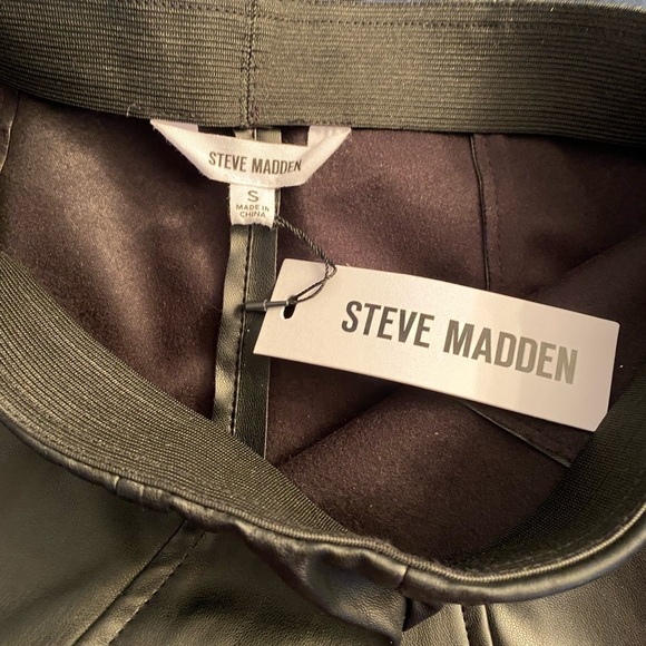 Steve Madden Anastasia Legging Split Bottom Hem Black Faux Leather New with Tags - Picture 3 of 11